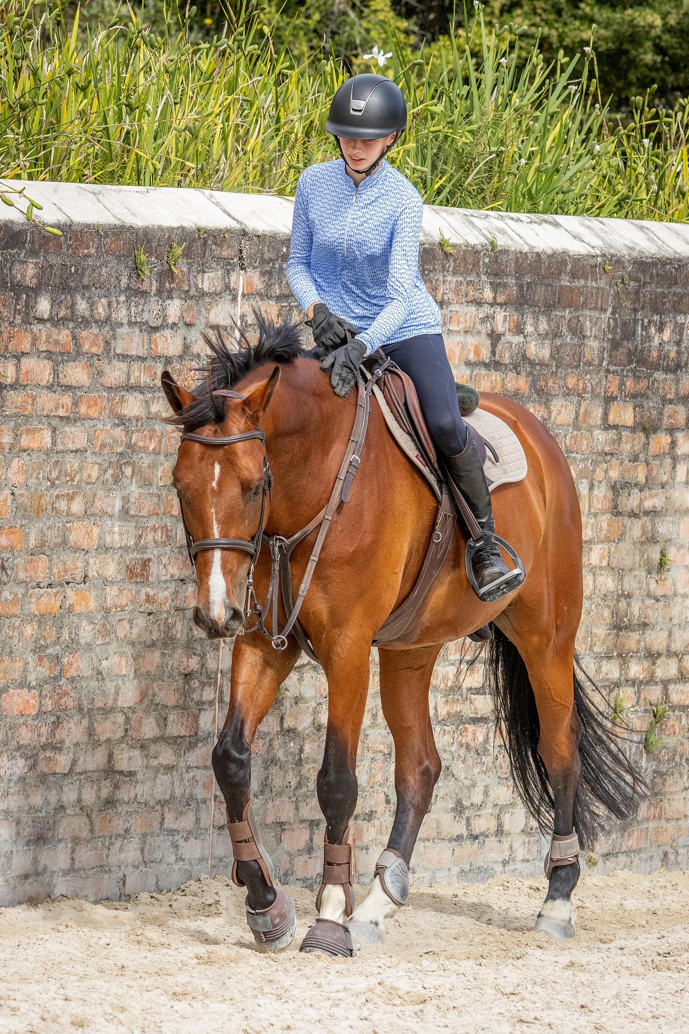 White Queen Cartier Z